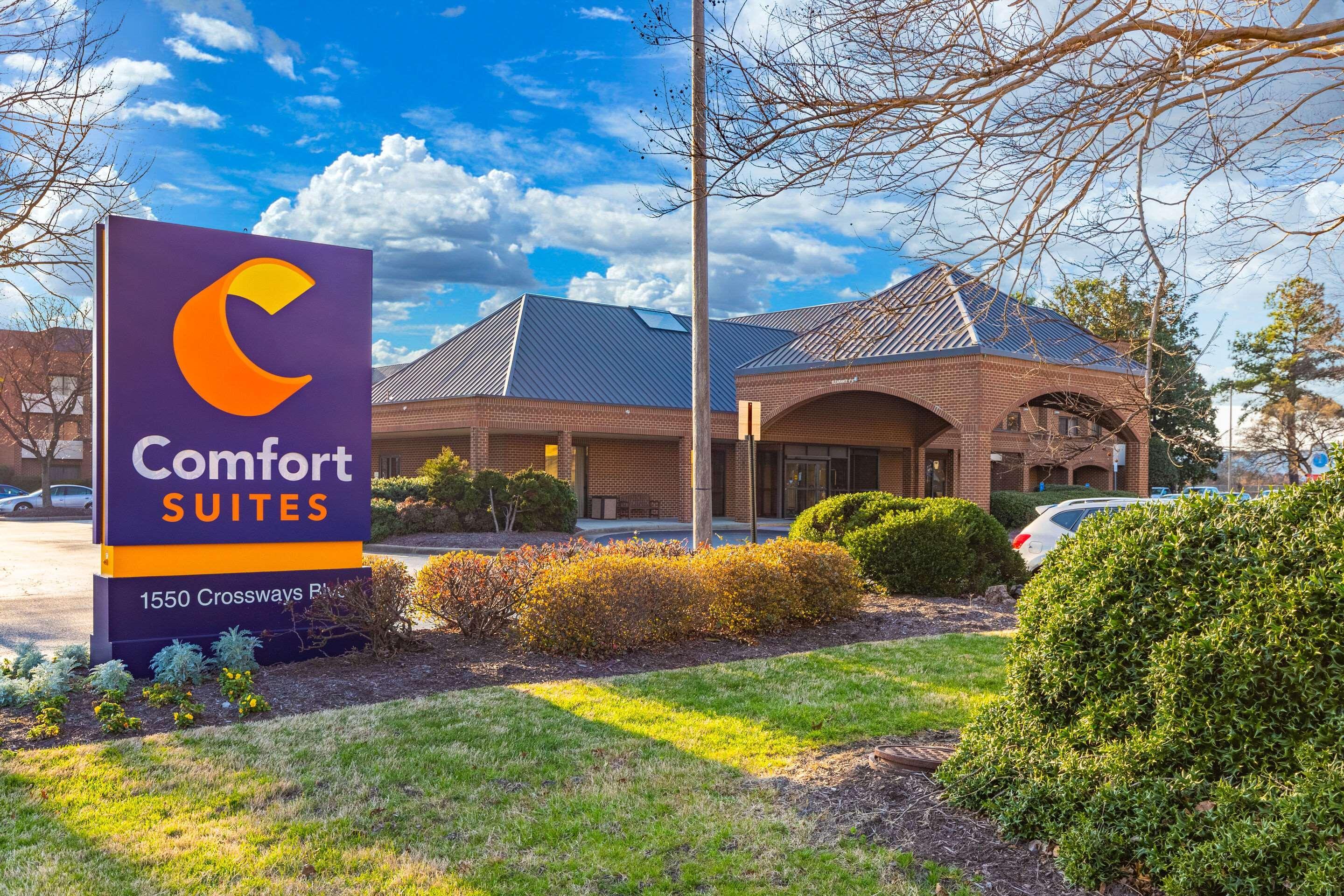Comfort Suites Chesapeake - Norfolk Exterior photo