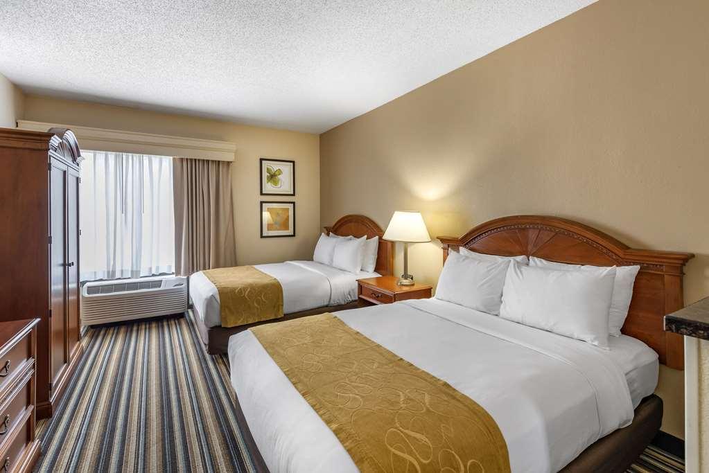 Comfort Suites Chesapeake - Norfolk Room photo